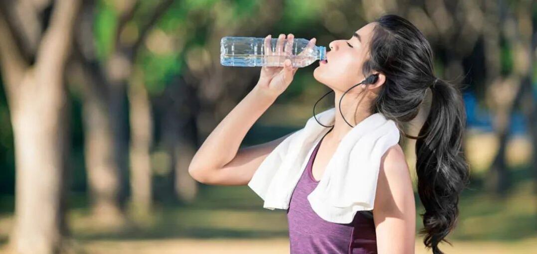 你每天应该喝多少水？