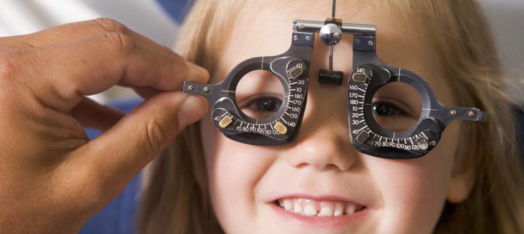 child-eyetest-1024x458.jpg